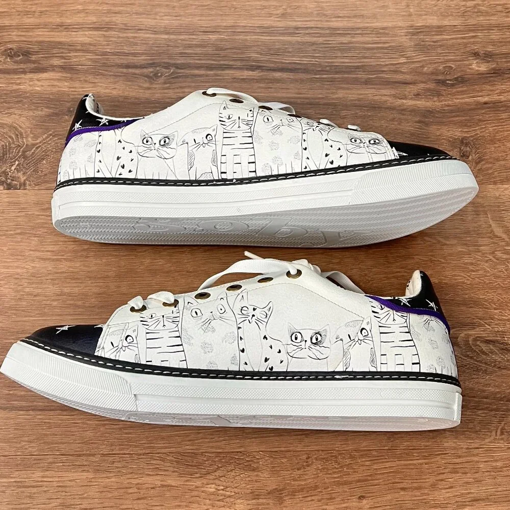 NWOT Goby Cat Lace Up White Black Sneakers Sz 42 (11.5)